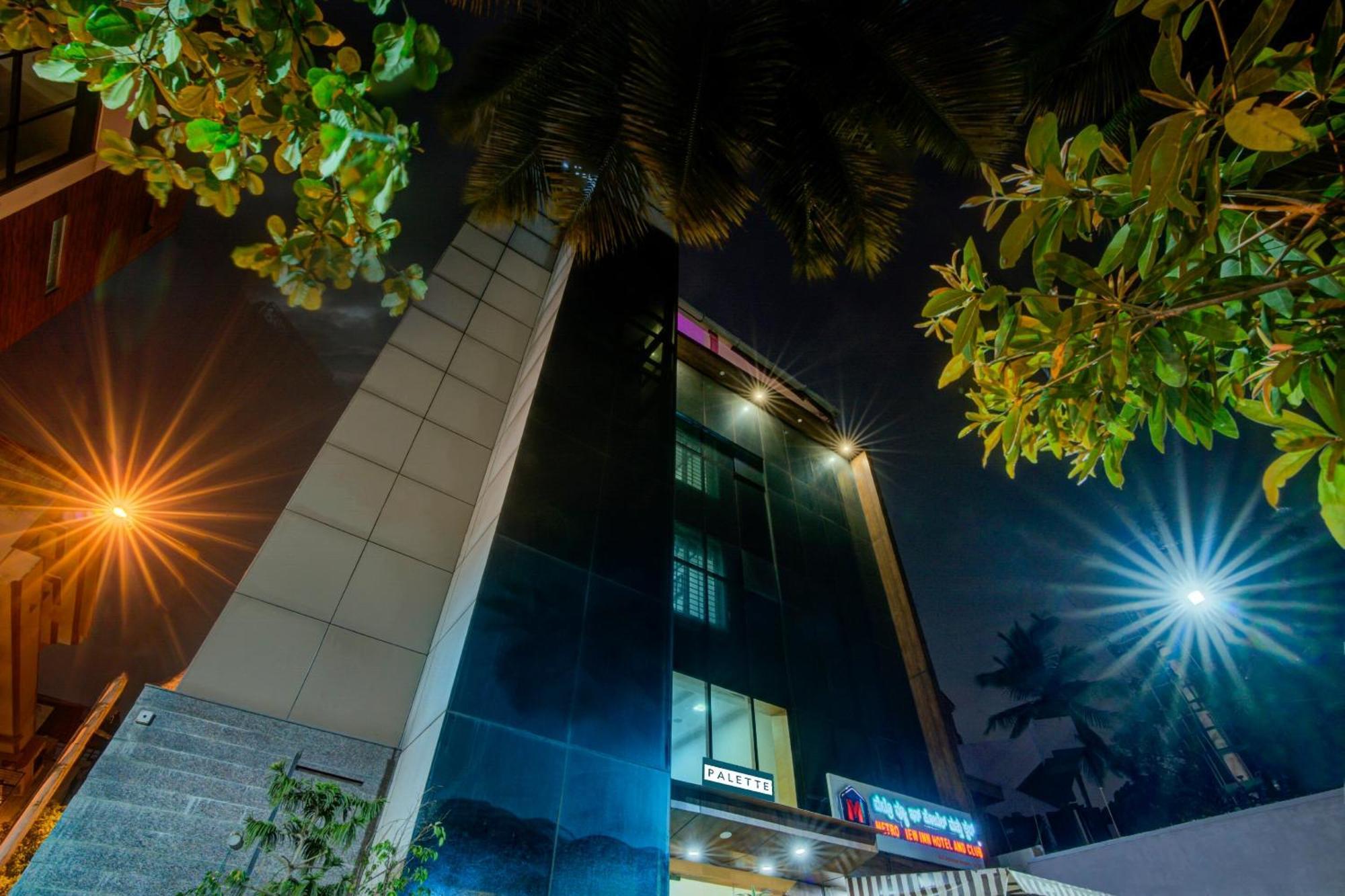 Super Townhouse Oak Jvh Hotel بنغالور المظهر الخارجي الصورة